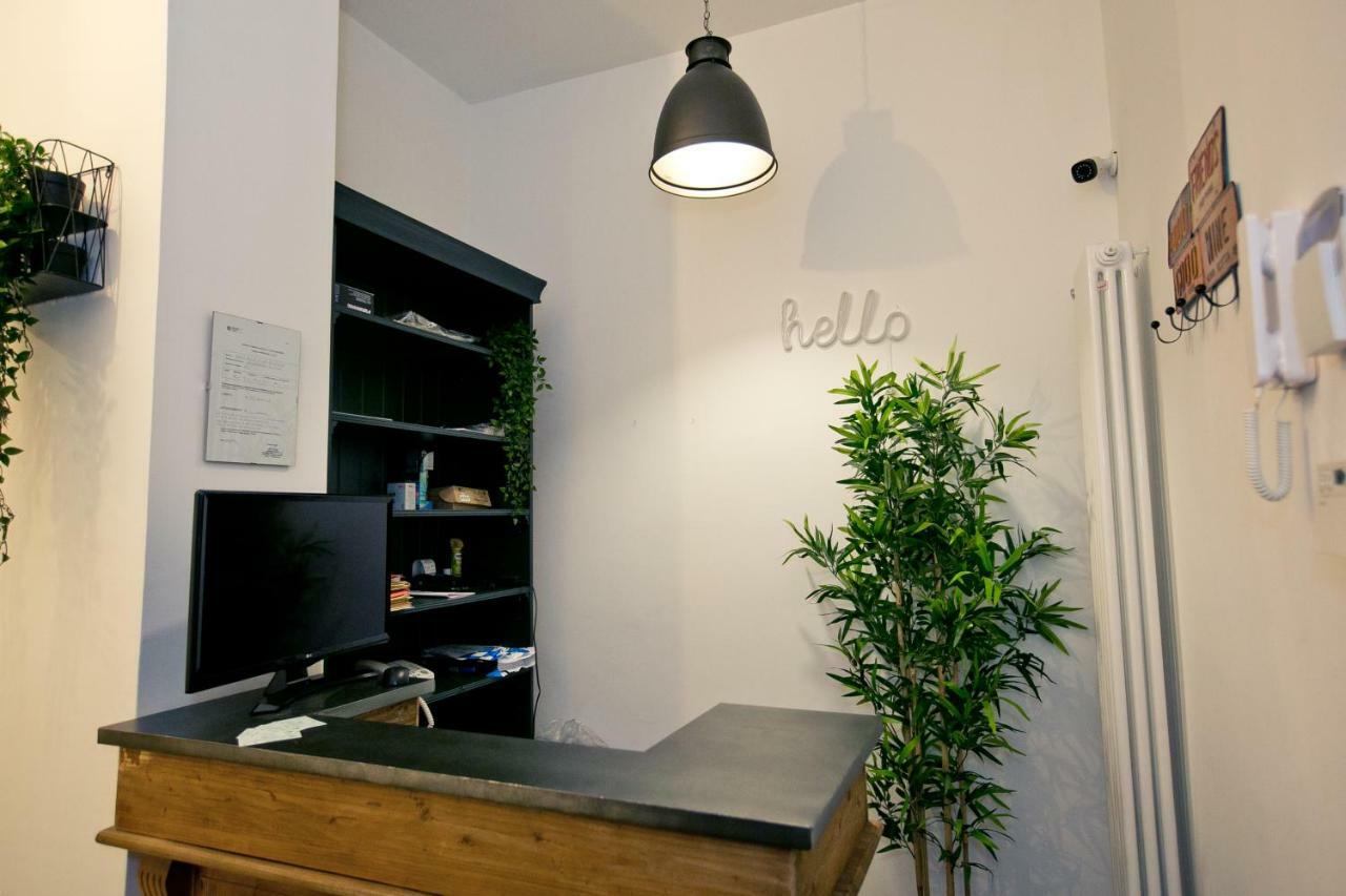 Hôtel La Terrazza Di Giulia à Ostie Extérieur photo